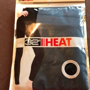 Black inner wear leggings